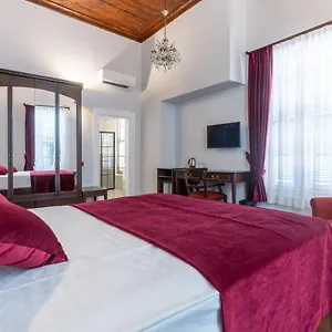  Otel Giges King Boutique