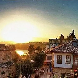  Hostel Odile Konak